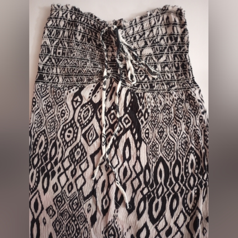 Smocked Dress 💘🍂 Black&White/Pink Wash Strapless